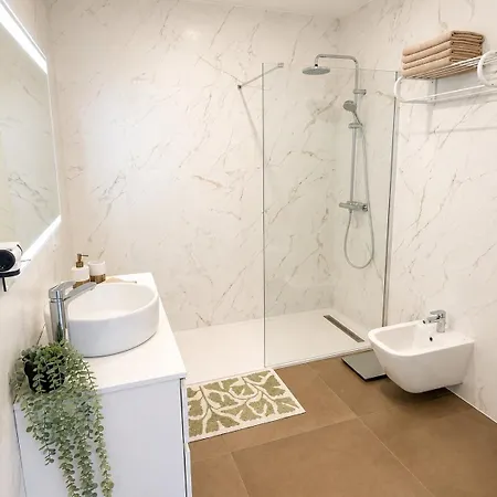 Captain Apartment *